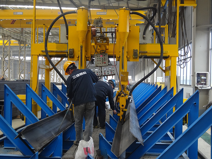 山東三維鋼結構公司加工制作