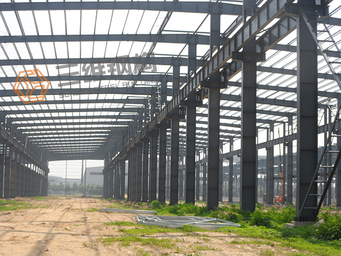 山東三維鋼結構公司重鋼廠房