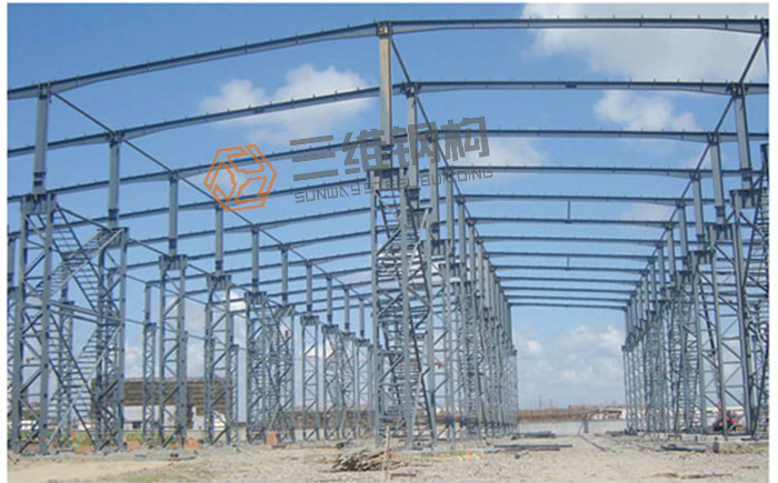 山東三維鋼結構重鋼廠房項目