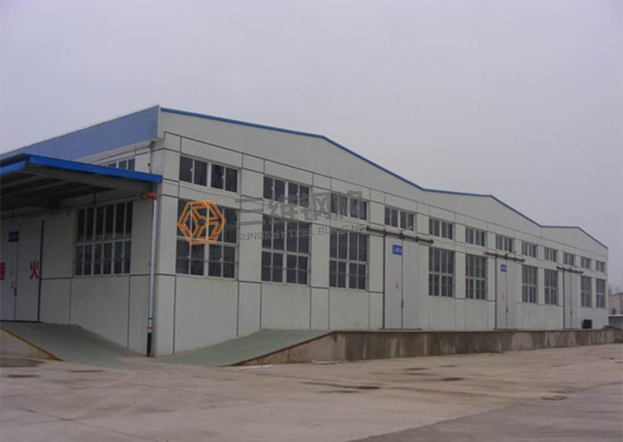 山東三維鋼結構施工現場