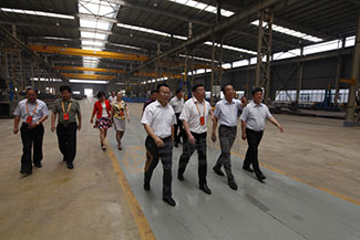 市政協領導視察三維鋼結構車間