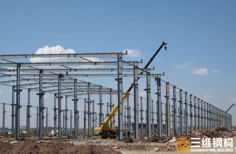 多高層鋼結構廠房鋼柱吊裝